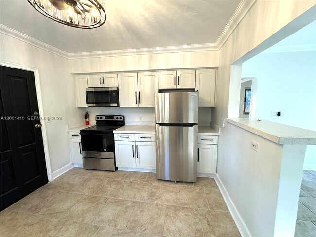 Building Photo - 5530 NW Miami Ct