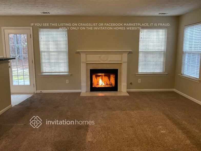 Building Photo - 5411 Skylar Creek Ln NE