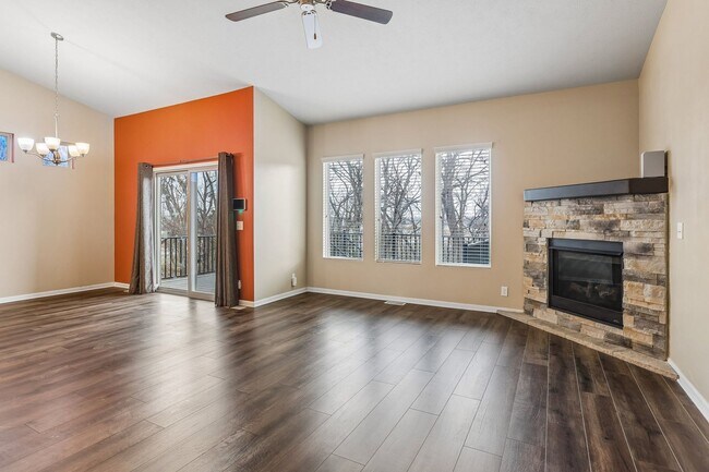 Building Photo - Beautiful Ranch Home Backing to Trees!!