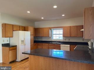 Building Photo - 103 Mango Street