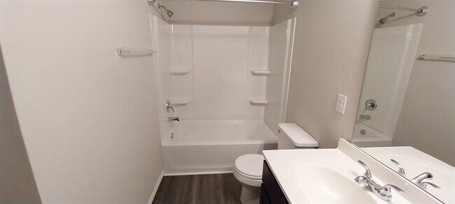 Building Photo - 11604 NW 95th St