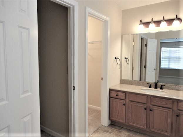 Building Photo - 10529 Williamswoods Dr
