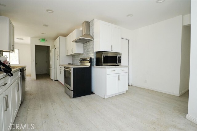 Building Photo - 33716 Hubbard Rd