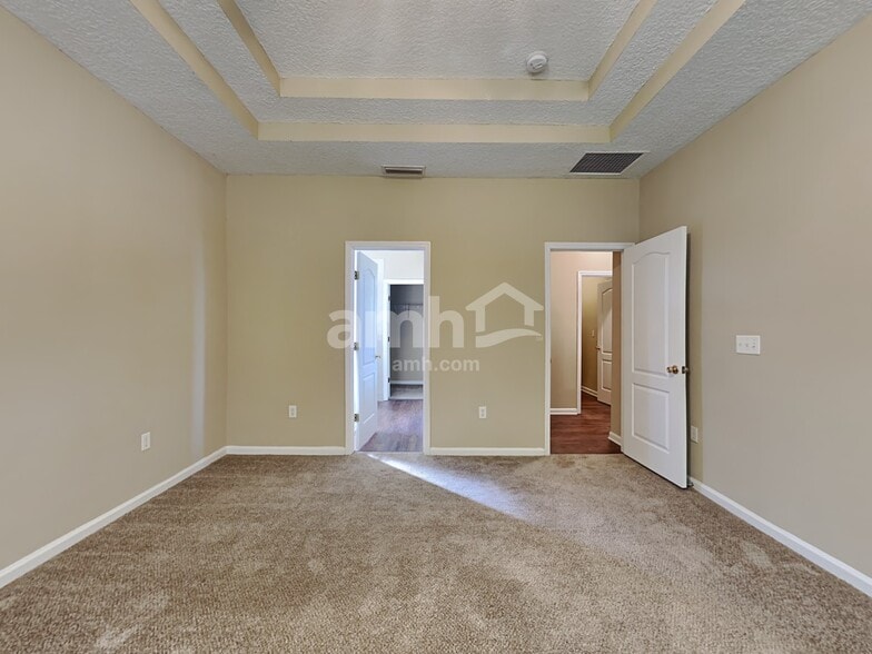 Building Photo - 86380 Cartesian Pointe Dr