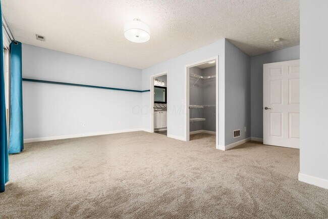 Building Photo - 5179 Mantua Dr