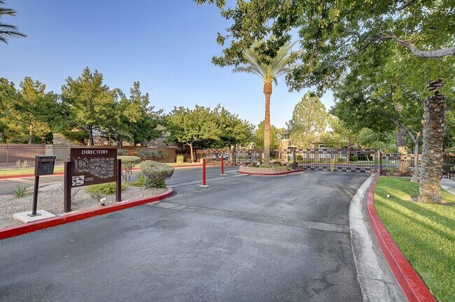Building Photo - 716 Peachy Canyon Cir