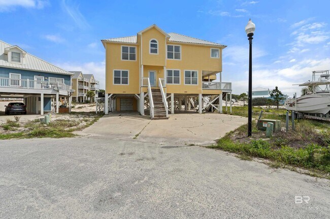 Building Photo - 1509 Sandy Ln