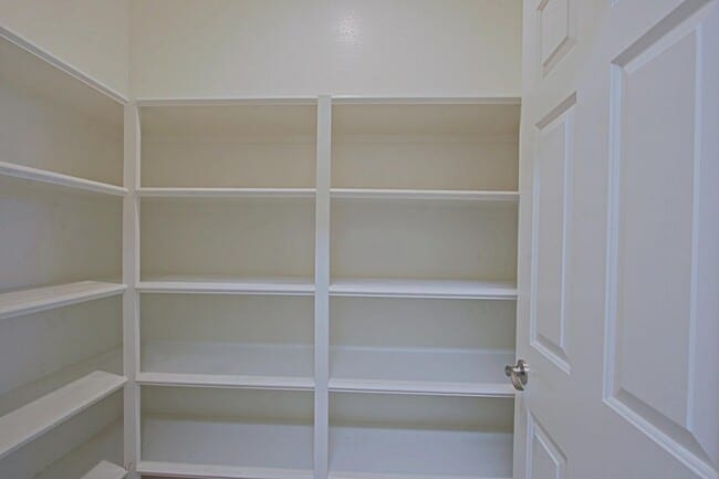 Building Photo - 9311 E Cavalry Dr