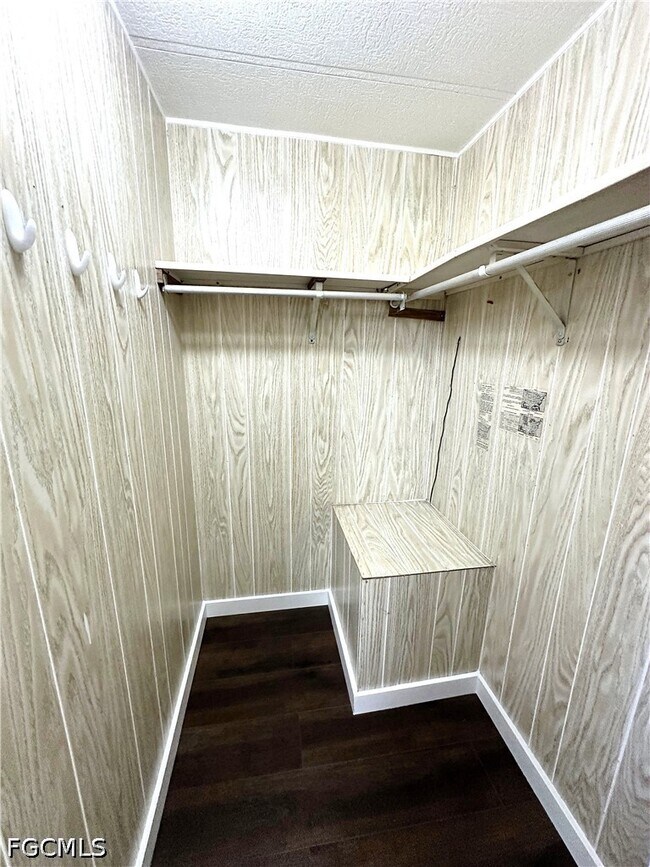Building Photo - 16004 Tangelo Way