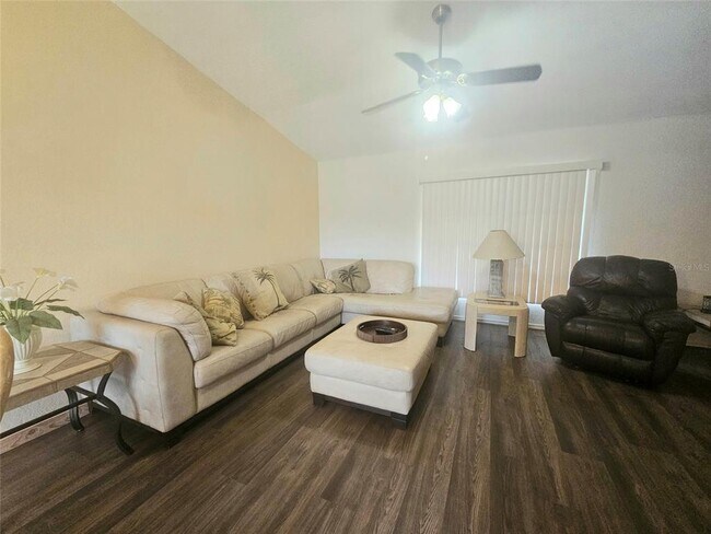 Building Photo - 1011 Tropical Ave NW