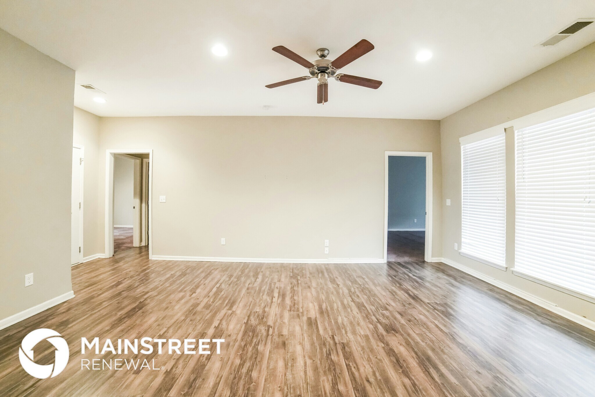 Building Photo - 1516 NE Jaclyn Dr