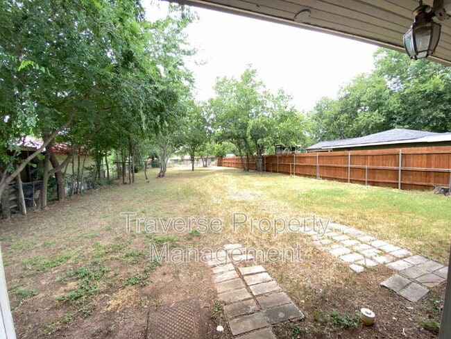 Building Photo - 3032 Marys Ln