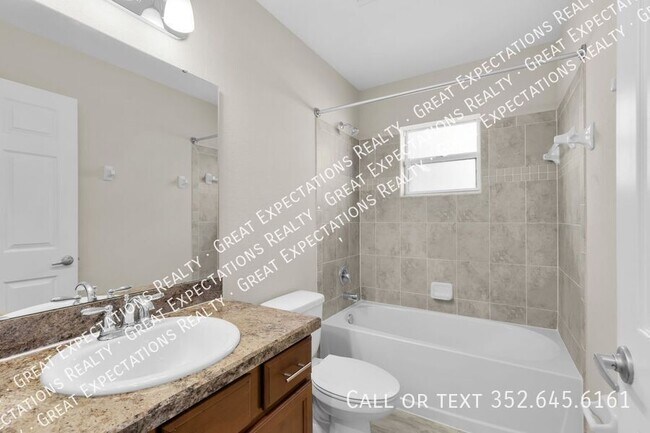 Building Photo - 11302 SW 62nd Cir