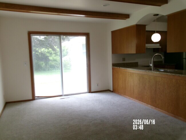 Building Photo - 18620 Midland Pl
