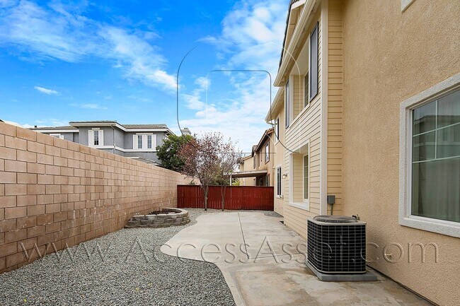 Building Photo - Charming 4 Bedroom, 3 Bathroom Home in Murrieta with Spacious Layout & Bright Interiors