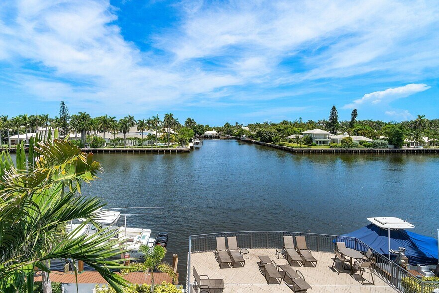 Building Photo - 3006 Waterside Cir