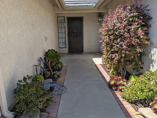 Building Photo - 274 Tempus Cir