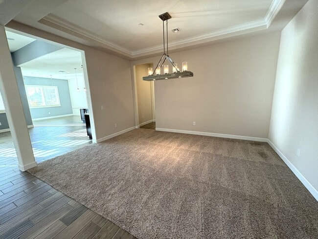 Building Photo - Dove Mountain 4 bedroom with Den 3,277 sq ...