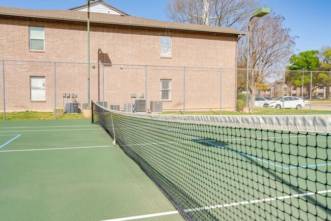 Building Photo - 12166 Metric Blvd