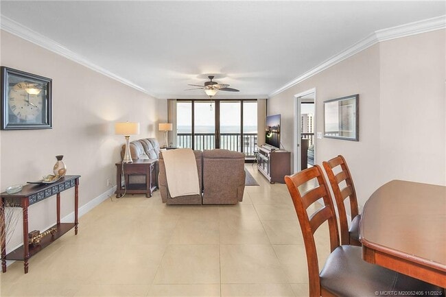 Building Photo - 9550 S Ocean Dr