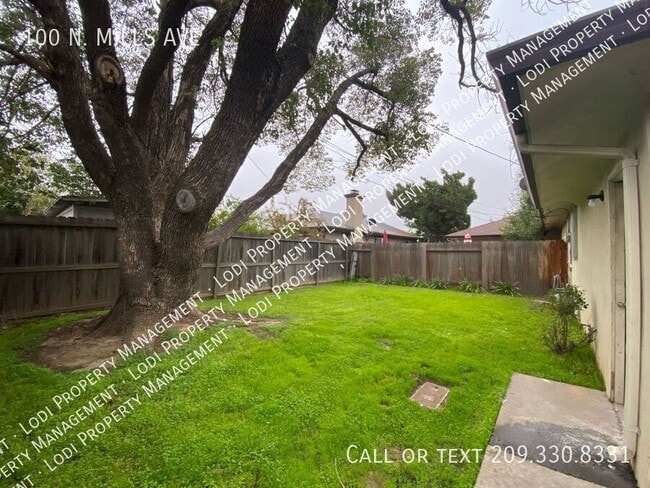 Building Photo - 100 N Mills Ave