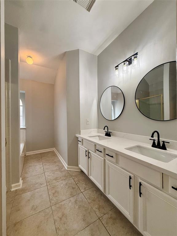 Building Photo - 5223 Mountain Forest Dr