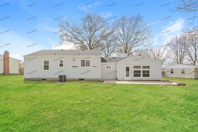 Building Photo - 3132 Duquette Dr