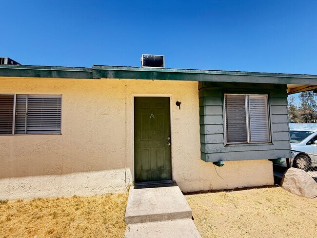 Building Photo - 345 E Wilson Ave