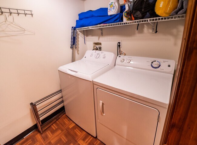 Building Photo - 745 S 20th St