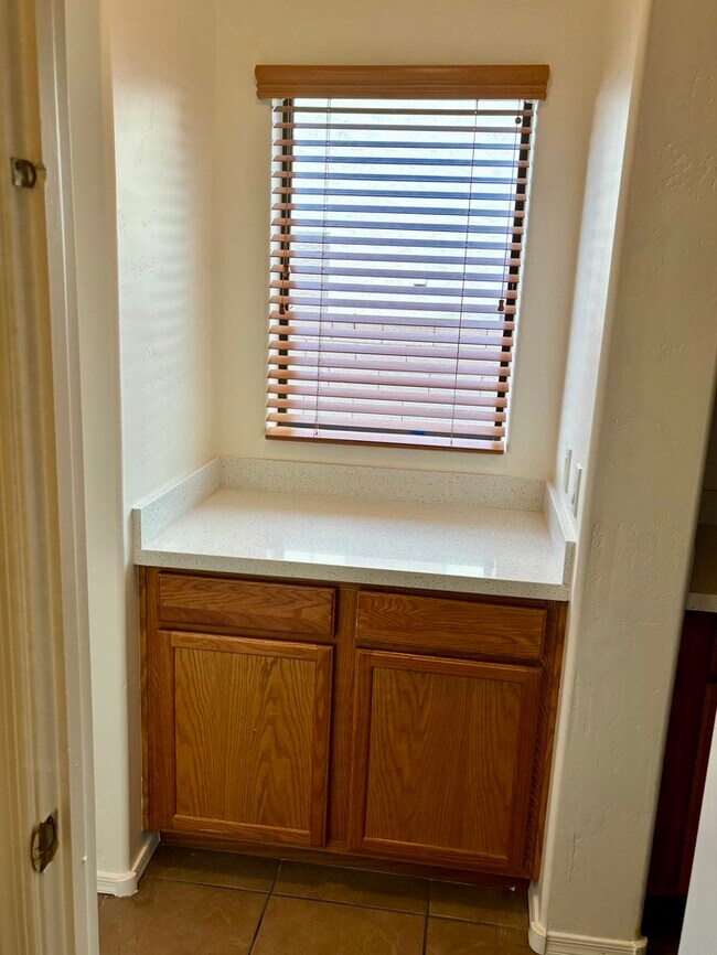 Building Photo - Fantastic 3071 square foot home in Southfork on huge 0.2 acre lot with 2 car garage, shed, 2 RV g...