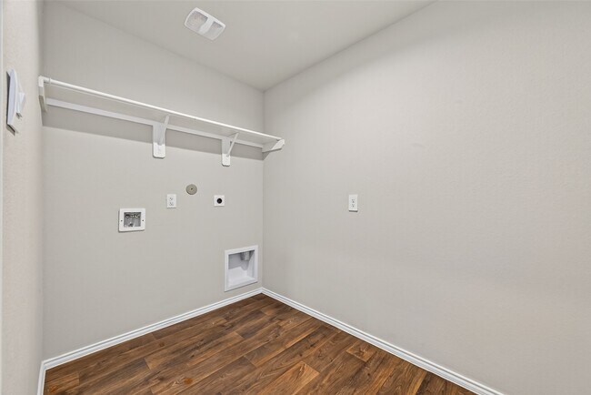Building Photo - 21501 Rustic Elm Dr