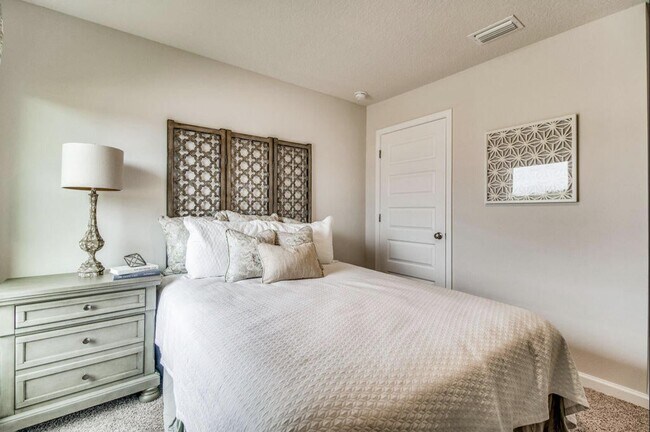 Building Photo - 8610 Tarsus Dr