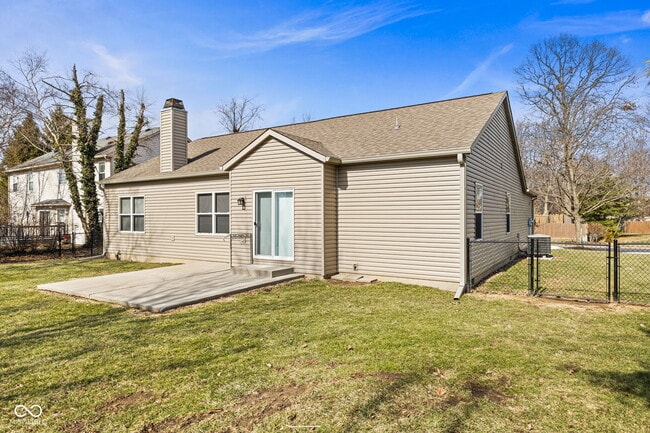 Building Photo - 1241 Elm Grove Ln