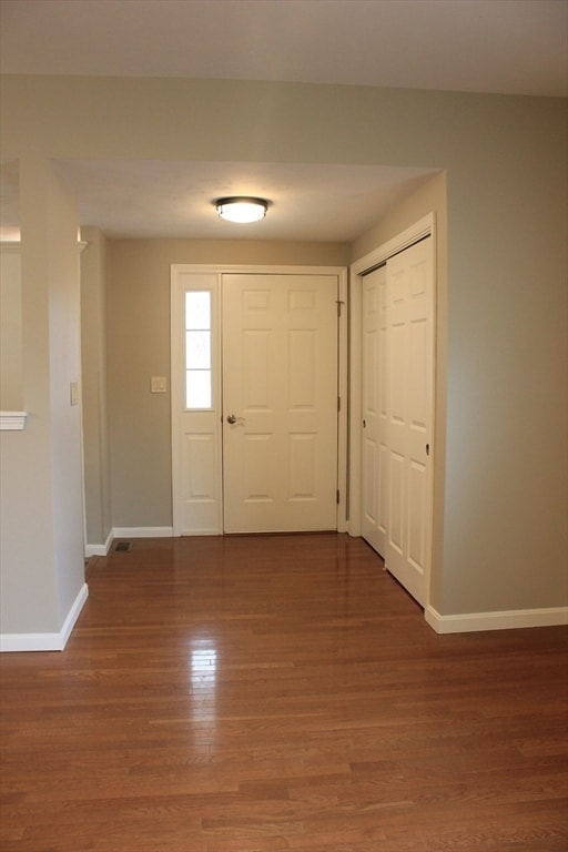 Building Photo - 33 Brookbend Way W