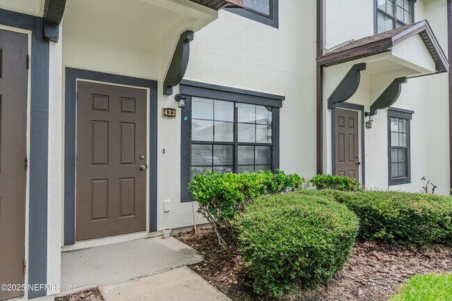 Building Photo - 422 Cabernet Pl