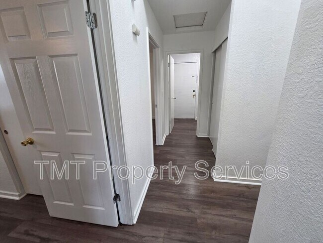 Building Photo - 2234 Wall St