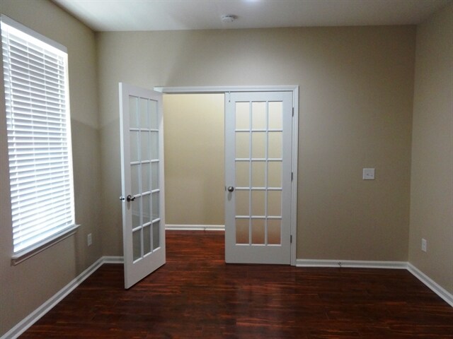 Building Photo - 179 Meadow Wood Rd
