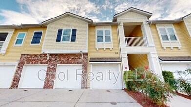 Building Photo - 218 Larkin Pl