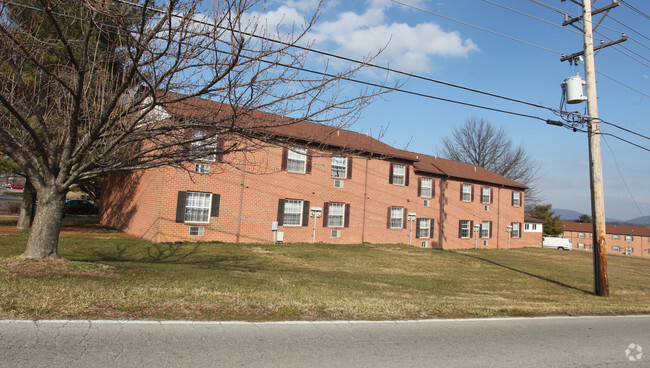 Building Photo - Willow Spring Farm I