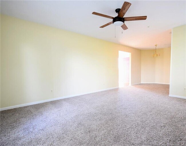 Building Photo - 224 Waterdown Dr