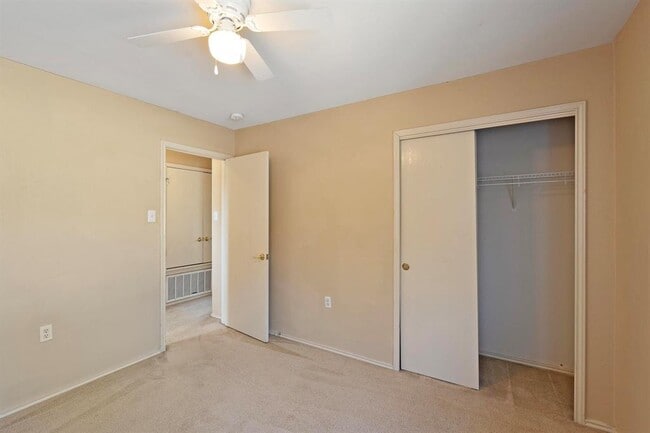 Building Photo - 12022 Lima Dr