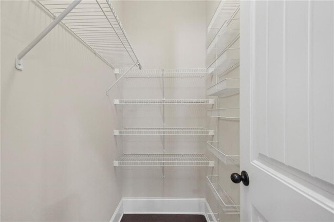 Building Photo - 1365 Delo Ln