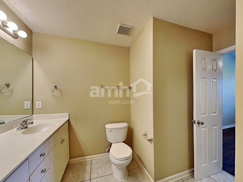Building Photo - 3623 Mechanicsville Run Ln