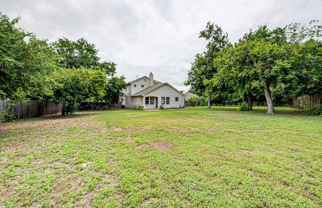 Building Photo - 1302 Crete Ln