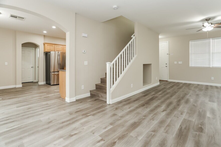 Building Photo - 528 Fork Mesa Ct
