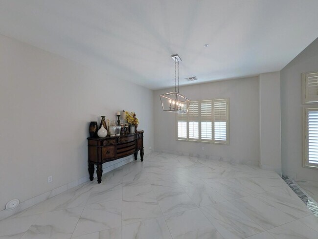 Building Photo - 27321 N Gidiyup Trail