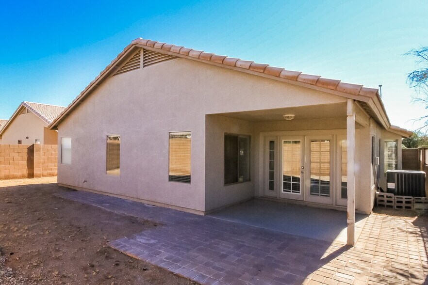 Building Photo - 11242 E Camino St