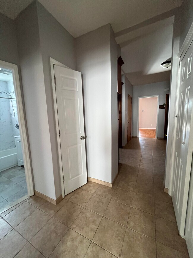 Building Photo - 2083 76th St