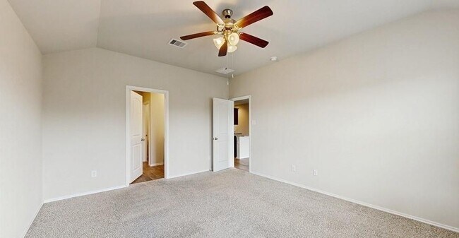 Building Photo - 18277 Eaton Mill Dr