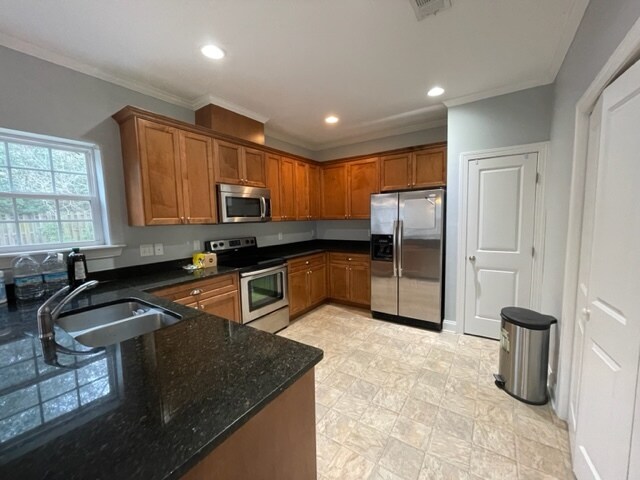 Building Photo - 704 Kensey Park Ln